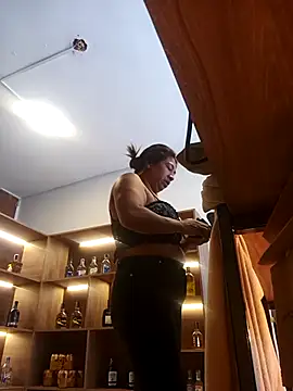 eva vidal  online show from April 18, 5:04 pm