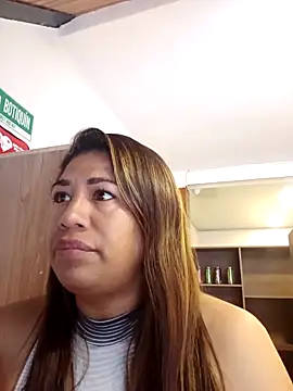 eva vidal  online show from April 4, 4:35 pm