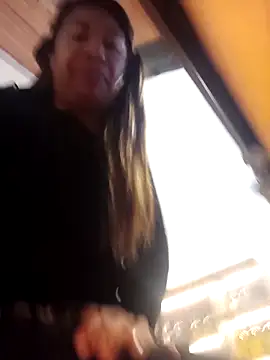 eva vidal  online show from April 17, 5:05 pm