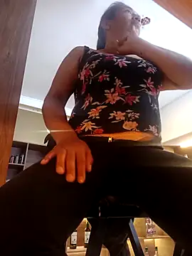 eva vidal  online show from May 8, 5:17 pm