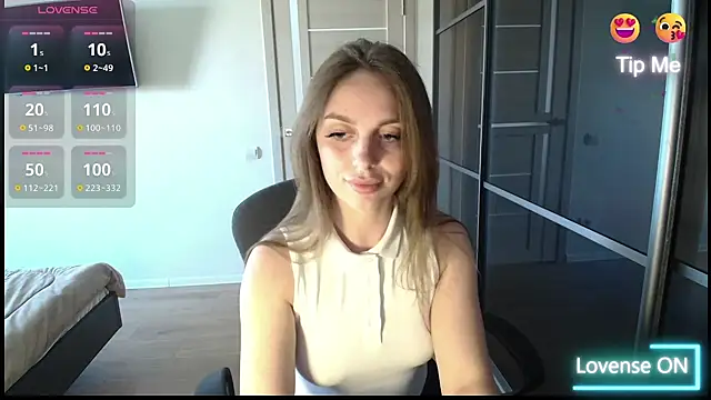  julia wonderful  online show from May 15, 2:48 pm