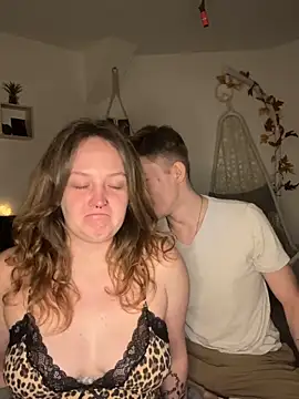 Snapshot of Maryjane-Spidermann chatting on February 21, 7:38 pm Maryjane-Spidermann online show from February 21, 7:38 pm