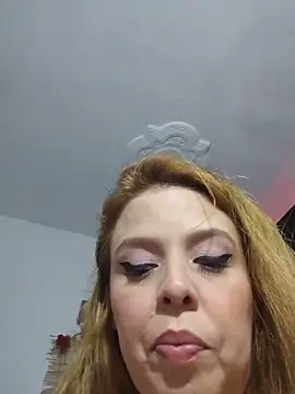 laila d online show from May 30, 12:06 am