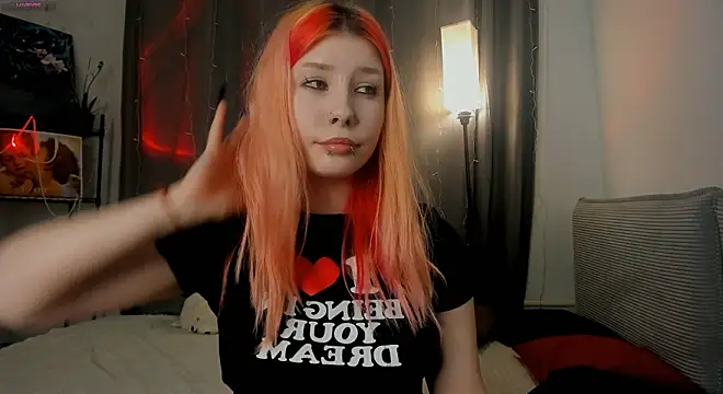 WarmAtEdges online show from March 8, 5:05 pm