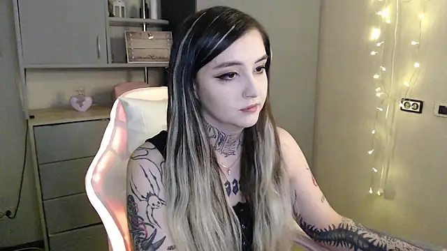 Rin Tozier online show from March 20, 1:06 am