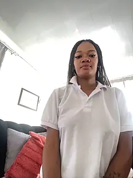 SexyScarlet22 online show from February 18, 6:00 am