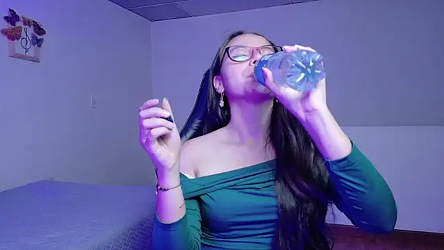 Mei hells online show from March 29, 11:39 pm