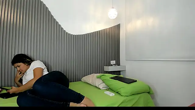Rose blonde   online show from June 24, 10:18 pm