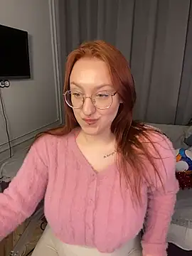 Snapshot of SpicyFox_ chatting on July 8, 3:24 pm SpicyFox online show from July 8, 3:24 pm