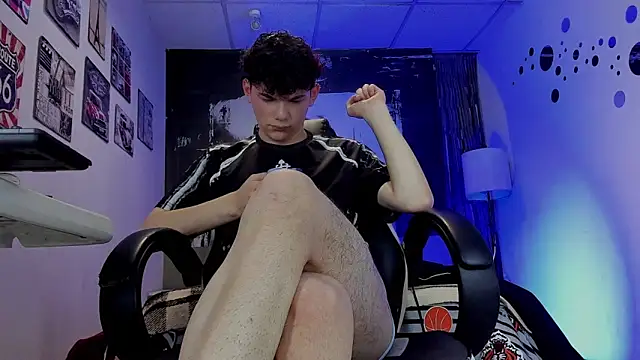 Philippsx online show from April 15, 11:05 pm