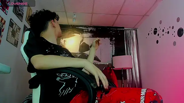 Philippsx online show from April 8, 9:27 pm