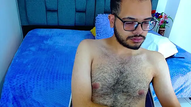 Snapshot of J_black_ chatting on February 20, 6:54 pm J black online show from February 20, 6:54 pm