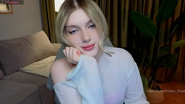 Snapshot of chatting on April 24, 8:00 pm online show from April 24, 8:00 pm