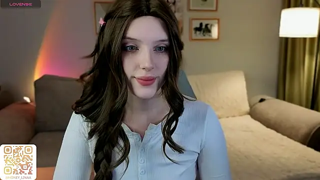 Snapshot of chatting on March 21, 5:39 pm online show from March 21, 5:39 pm