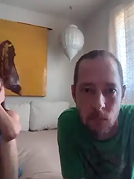 Snapshot of banans78 chatting on February 12, 5:45 pm banans78 online show from February 12, 5:45 pm