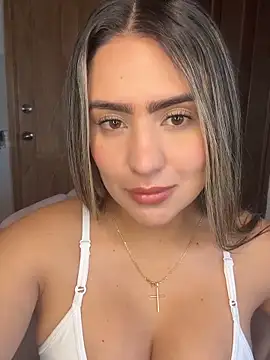 Miilana  online show from March 22, 3:24 pm