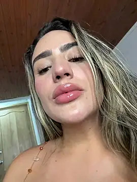 Miilana  online show from May 15, 11:47 pm