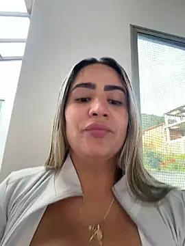 Miilana  online show from July 1, 9:15 pm