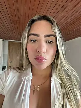 Miilana  online show from July 7, 9:40 pm