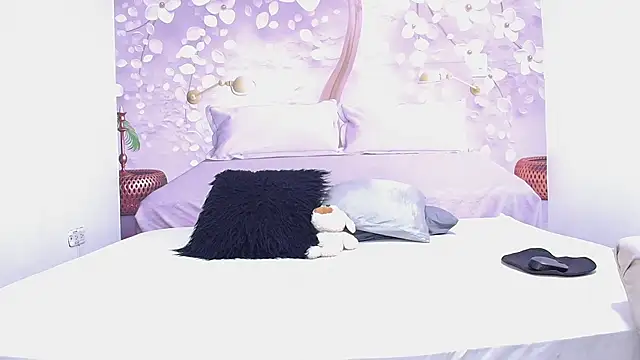 Snapshot of aixa_06 chatting on February 13, 7:47 pm aixa 06 online show from February 13, 7:47 pm