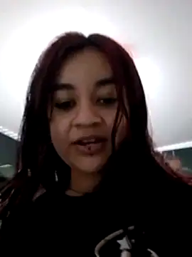 Snapshot of Lucy_allen1 chatting on February 16, 11:02 pm Lucy allen1 online show from February 16, 11:02 pm