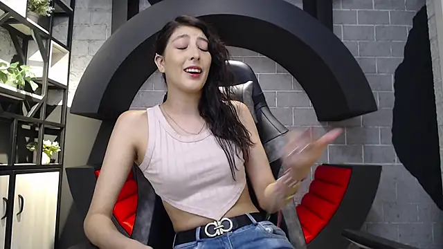 SinLickerr online show from February 13, 7:25 pm