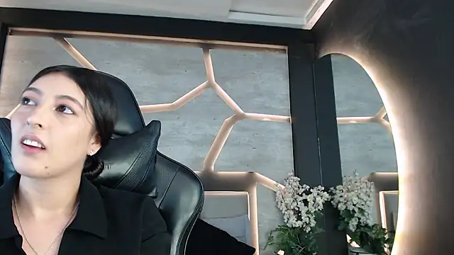 SinLickerr online show from February 28, 7:35 pm