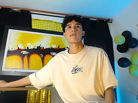 jullian ricci online show from March 15, 7:21 pm