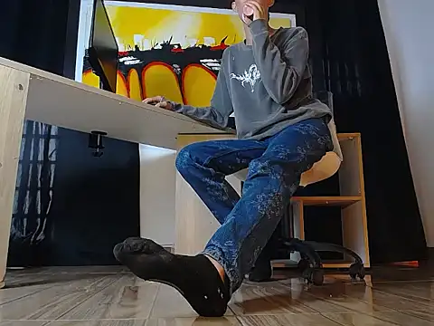 Snapshot of jullian_ricci chatting on February 22, 9:27 pm jullian ricci online show from February 22, 9:27 pm