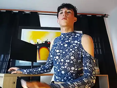 Snapshot of jullian_ricci chatting on February 23, 9:48 pm jullian ricci online show from February 23, 9:48 pm