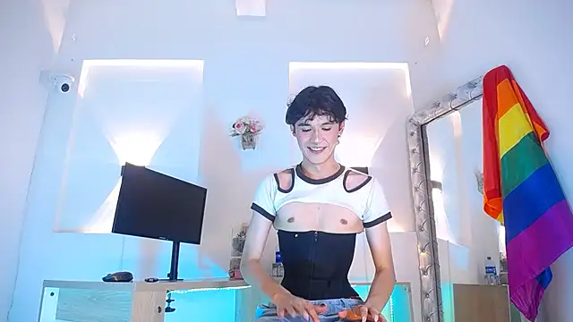 Snapshot of jullian_ricci chatting on June 2, 7:58 pm jullian ricci online show from June 2, 7:58 pm