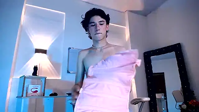 Snapshot of jullian_ricci chatting on July 15, 7:43 pm jullian ricci online show from July 15, 7:43 pm