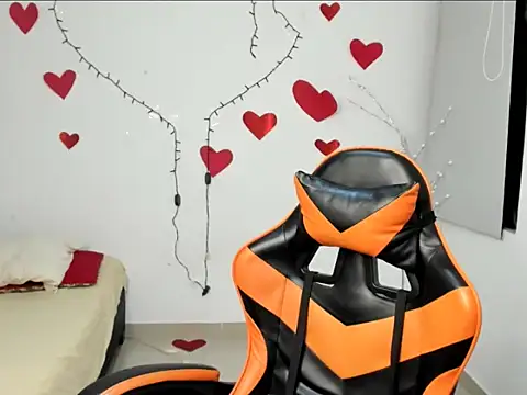 Snapshot of RYAN_MYEARZ__ chatting on February 20, 10:50 am RYAN MYEARZ online show from February 20, 10:50 am