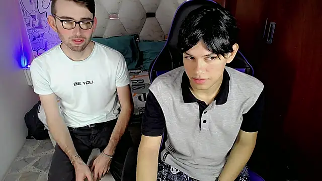 Top and bottom online show from February 17, 8:17 pm