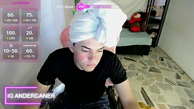 Top and bottom online show from June 11, 9:01 pm