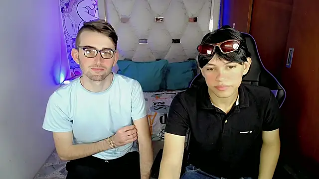 Top and bottom online show from February 16, 8:18 pm