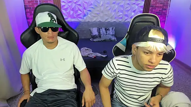 Top and bottom online show from February 11, 1:11 pm