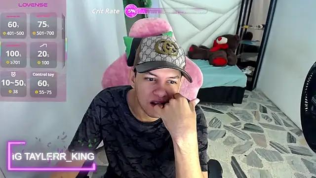 Top and bottom online show from June 11, 4:09 am