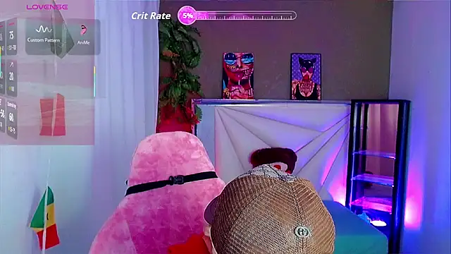 Top and bottom online show from June 14, 2:24 am