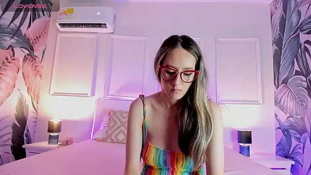 Hada Magica online show from March 25, 7:13 pm