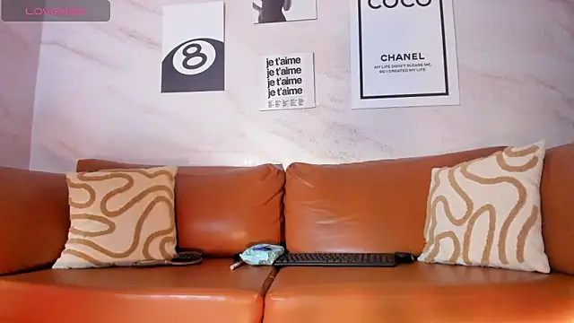 Hada Magica online show from March 5, 7:10 pm