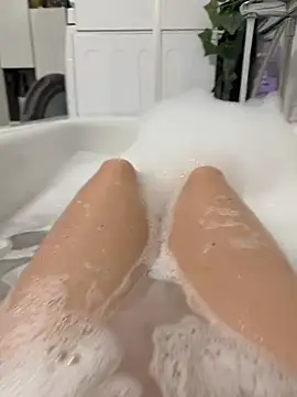 Ninimaus online show from April 10, 7:54 pm