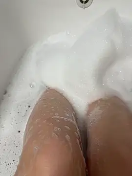 Ninimaus online show from April 7, 7:26 pm