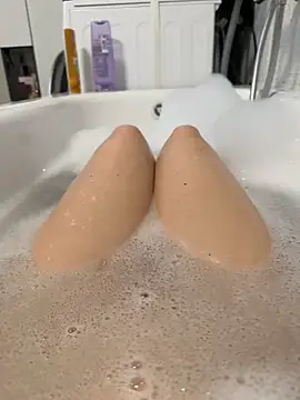 Ninimaus online show from April 3, 4:46 pm