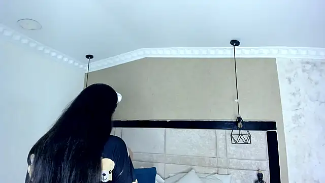 CloheBell online show from March 29, 8:10 pm