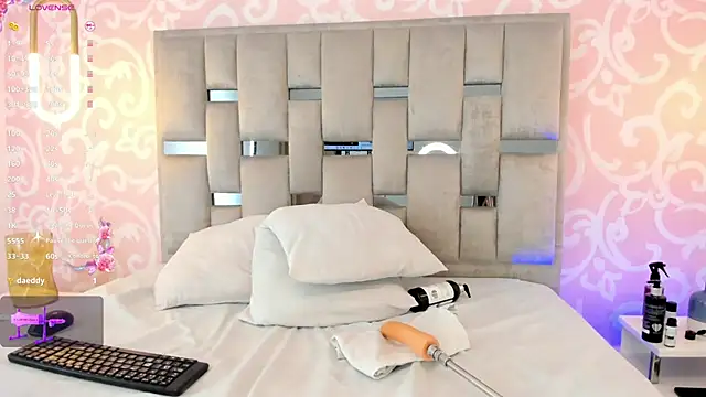 Alanna-Rose online show from March 29, 8:43 pm