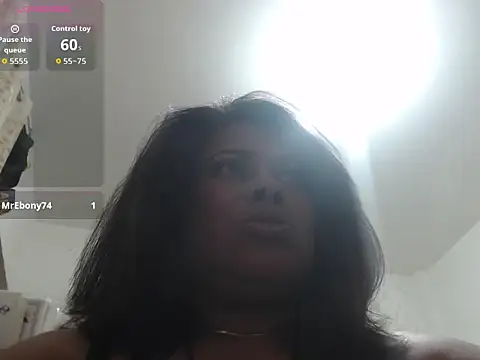 Snapshot of Caprichosa-39 chatting on February 24, 3:29 am Caprichosa-39 online show from February 24, 3:29 am