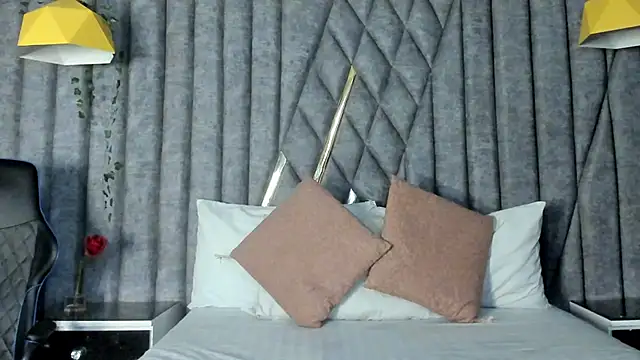 NoaahTylor online show from February 22, 8:10 pm