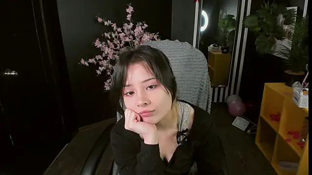 May Ling online show from March 15, 9:55 pm