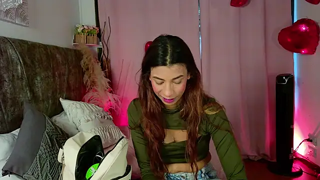 Snapshot of MelanyStone_ chatting on February 18, 12:12 pm MelanyStone online show from February 18, 12:12 pm